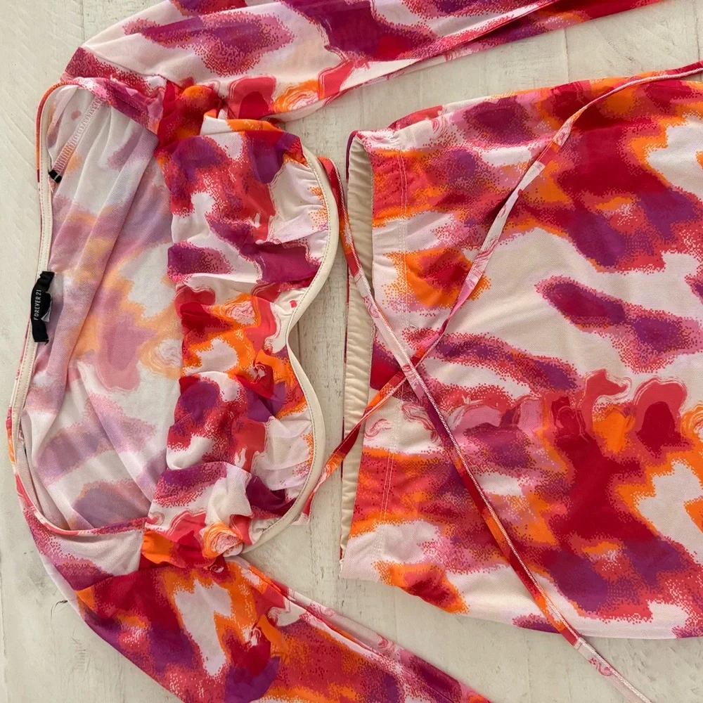 Two piece set - - Picture 5 of 7